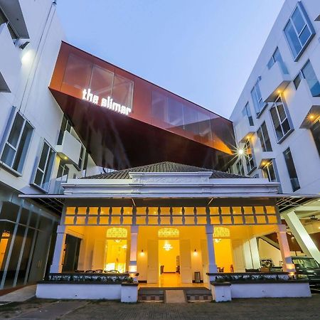 Alimar Hotel Маланг Экстерьер фото