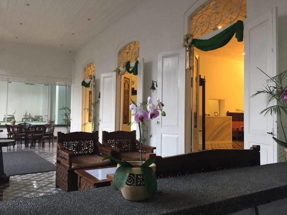 Alimar Hotel Маланг Экстерьер фото
